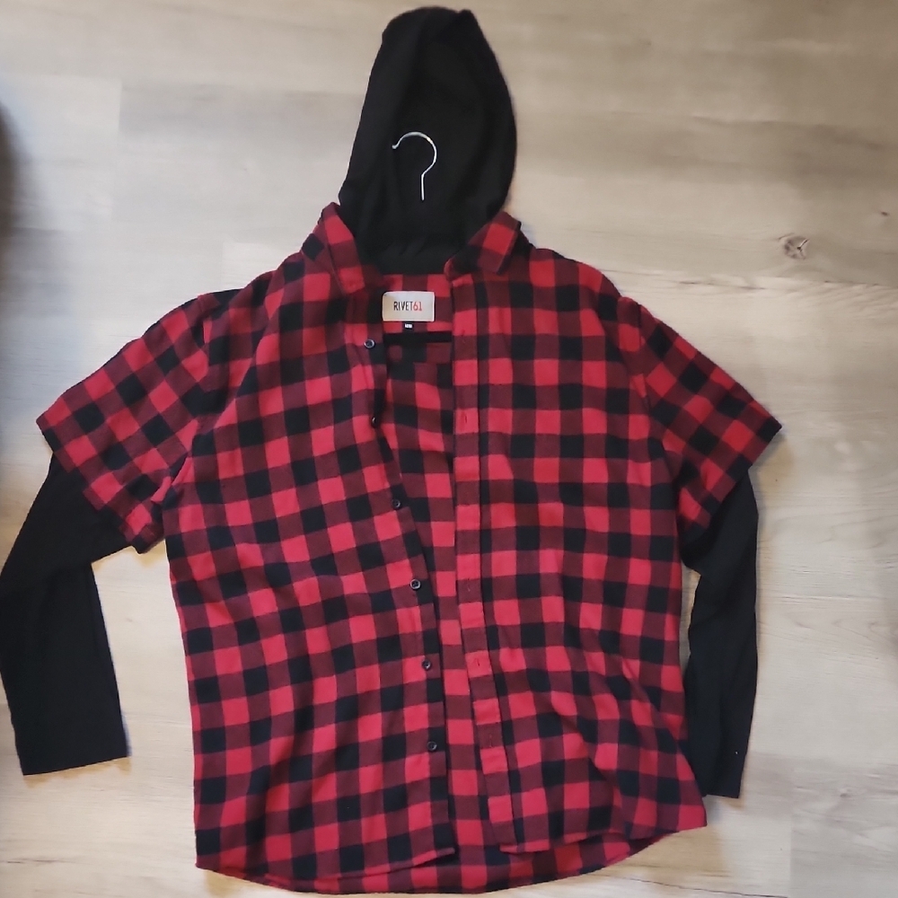 Rivet61 Mens Medium Red and Black Plaid Button-Up Shirt with Hood